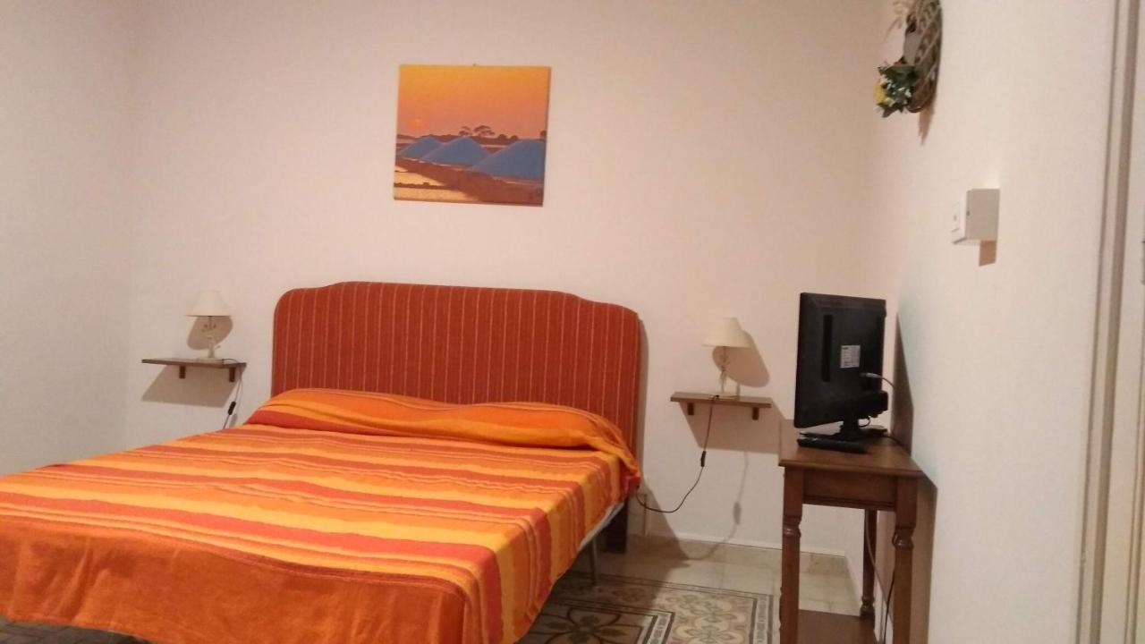The Twins Rooms In Trapani 1 Szoba fotó